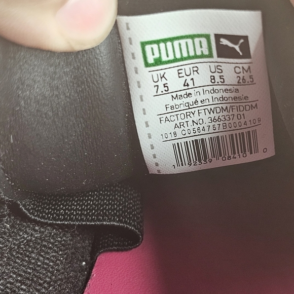 Puma x Barbie Black and Pink Sneakers - Picture 10 of 10